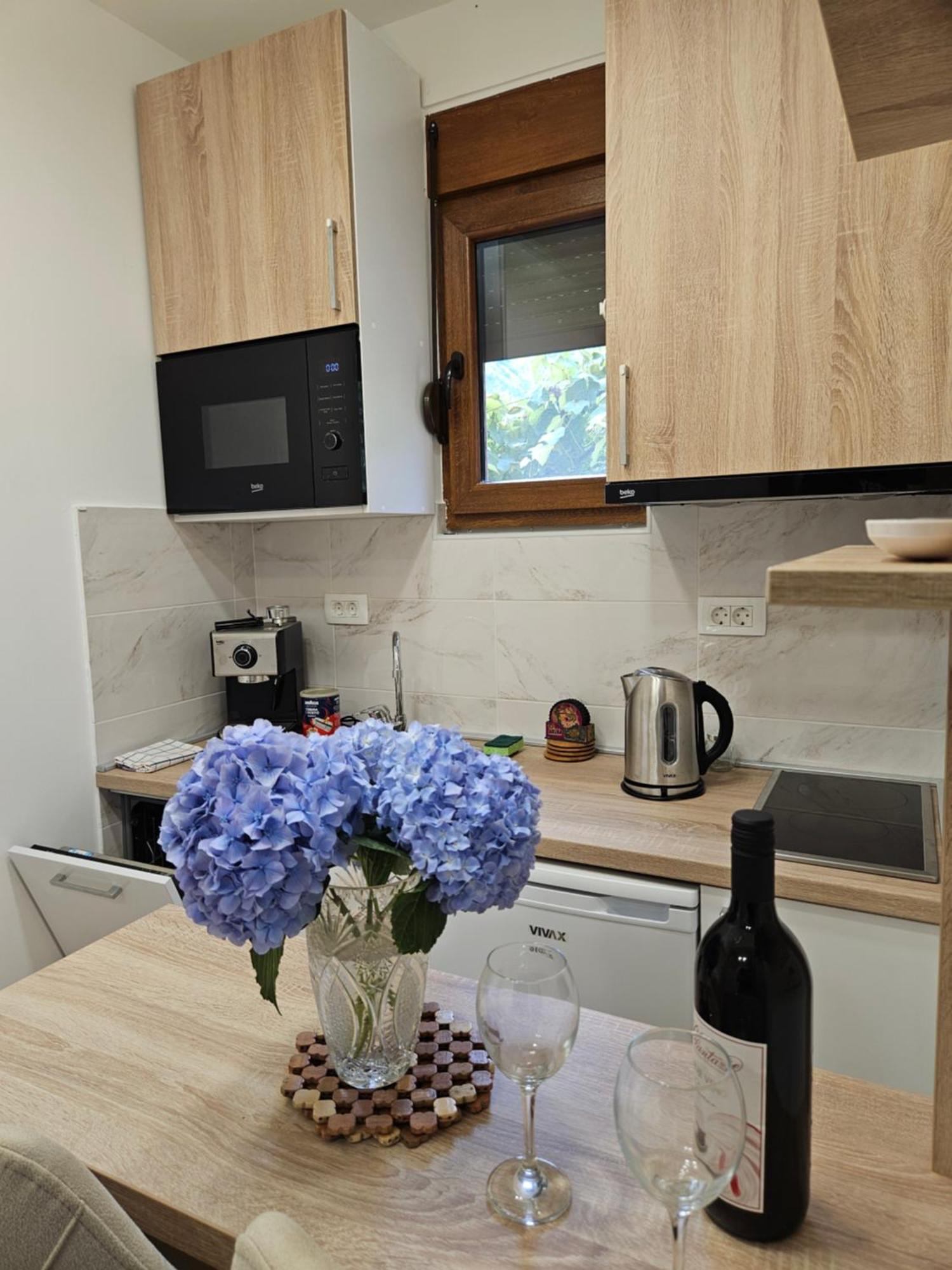 Apartment Vento Di Bocche III Котор Экстерьер фото