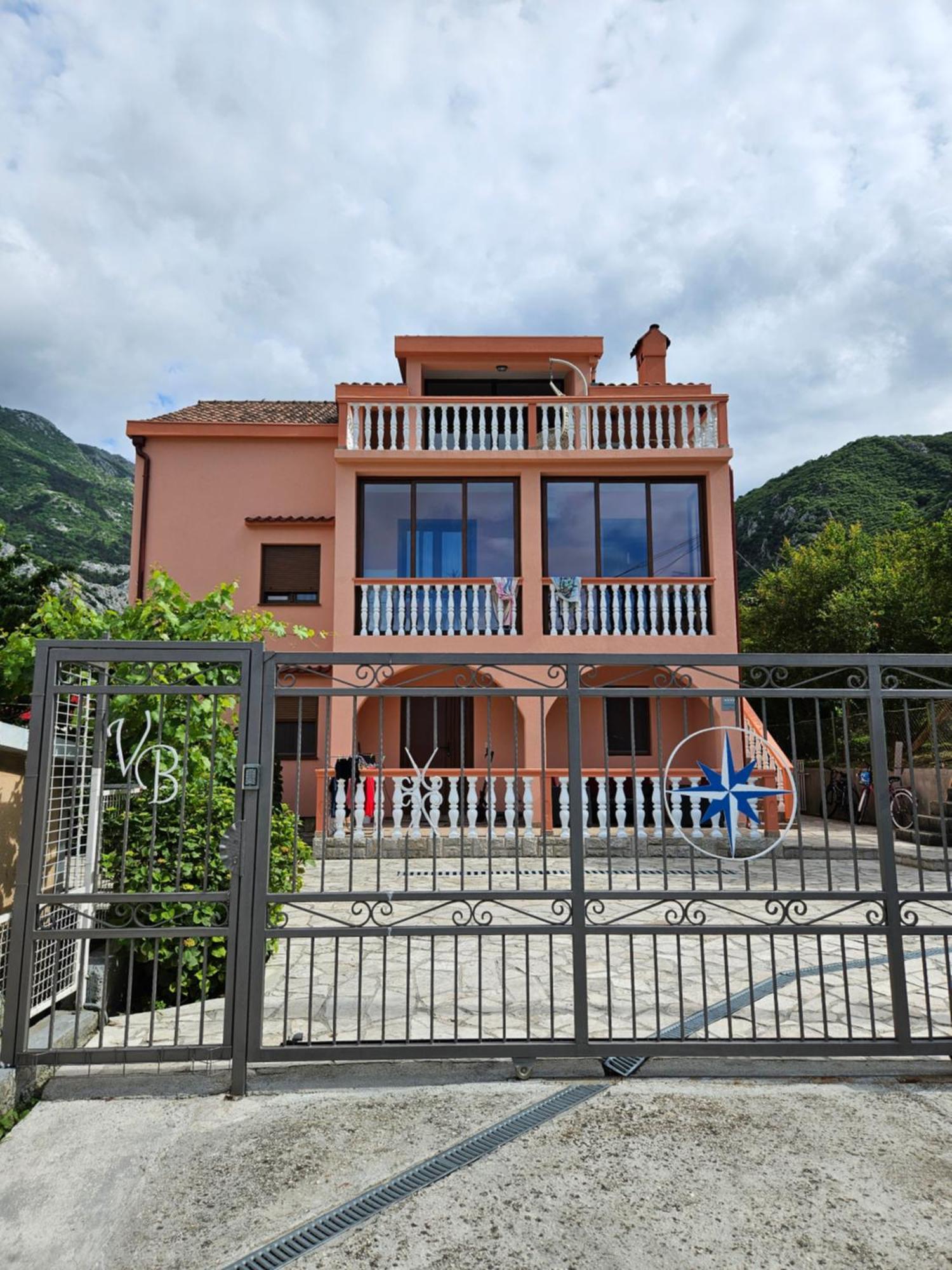 Apartment Vento Di Bocche III Котор Экстерьер фото